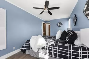 6221 W Fairview Ave, Milwaukee, WI 53213 - Photo 14