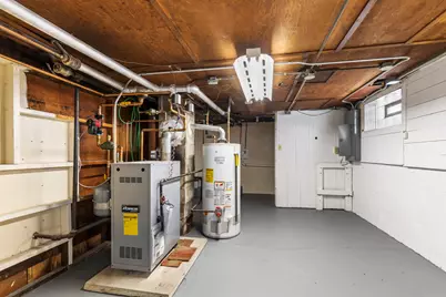 6221 W Fairview Ave, Milwaukee, WI 53213 - Photo 24