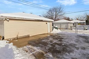 4556 N 71st St, Milwaukee, WI 53218 - Photo 26