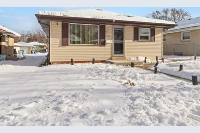 4556 N 71st St, Milwaukee, WI 53218 - Photo 2