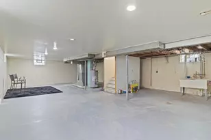 4556 N 71st St, Milwaukee, WI 53218 - Photo 22