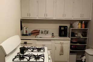 939 College Ave, Racine, WI 53403 - Photo 10