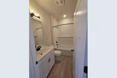 1549  Patton Dr, Hartford, WI 53027 - Photo 10