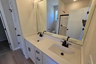 1549 Patton Dr, Hartford, WI 53027 - Photo 22