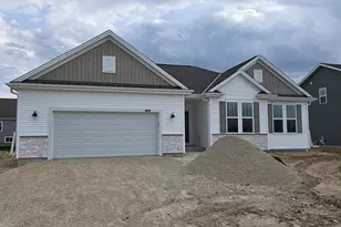 1549 Patton Dr, Hartford, WI 53027 - Photo 1