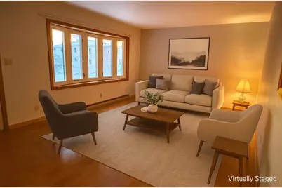 1716  George St, Manitowoc, WI 54220 - Photo 8