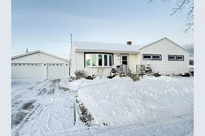 1716  George St, Manitowoc, WI 54220 - Photo 1