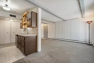 4000 W Rivers Edge Cir, Brown Deer, WI 53209 - Photo 4