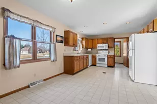 N6957 Jennifer Dr, Plymouth, WI 53073 - Photo 6