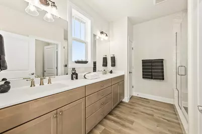 N82W27557  Cress-Brook Dr, Lisbon, WI 53029 - Photo 16