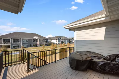 7908 E Stone Ridge Dr, Lannon, WI 53046 - Photo 30