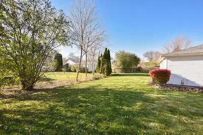 6181 W Villa Ln, Brown Deer, WI 53223 - Photo 8