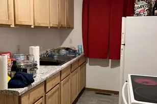 2009 Madison St, Two Rivers, WI 54241 - Photo 10