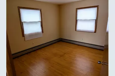 518  11th Pl #Upper, Somers, WI 53140 - Photo 8