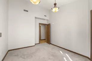 222 Ohio St, Oshkosh, WI 54902 - Photo 12