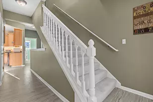 227 Shore Cir, Oconomowoc, WI 53066 - Photo 6