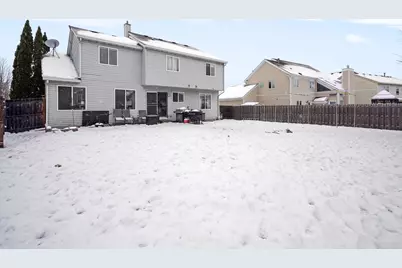 9327  69th St, Kenosha, WI 53142 - Photo 4