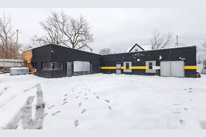 3210 N Dr Martin Luther King Jr Dr, Milwaukee, WI 53212 - Photo 1