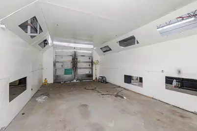 3210 N Dr Martin Luther King Jr Dr, Milwaukee, WI 53212 - Photo 8