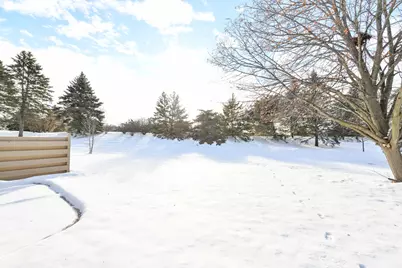 655  Machenry Cir #B, Brookfield, WI 53045 - Photo 36