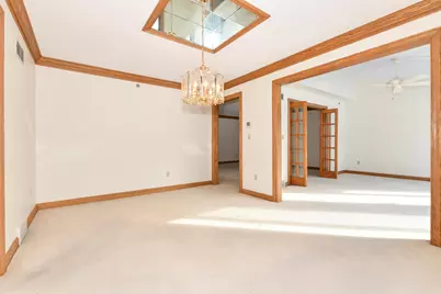 655  Machenry Cir #B, Brookfield, WI 53045 - Photo 14