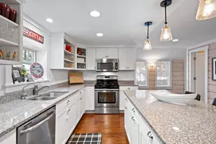 776 S Lake Shore Dr, Fontana, WI 53125 - Photo 16