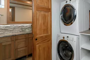 14225 Forest View Ln, Brookfield, WI 53005 - Photo 24