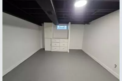 3137  Elderberry Rd, Racine, WI 53402 - Photo 10