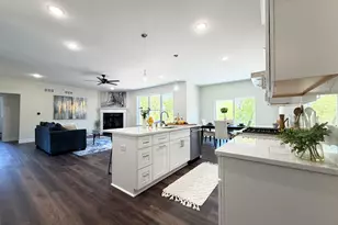 4801 Piper Ln, Racine, WI 53403 - Photo 4