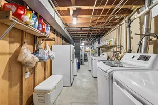 6654 W Constance Ave, Milwaukee, WI 53218 - Photo 24