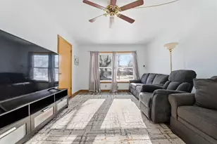 6654 W Constance Ave, Milwaukee, WI 53218 - Photo 12