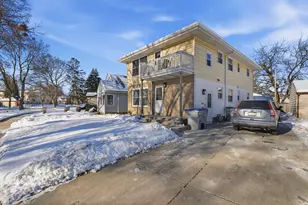 6654 W Constance Ave, Milwaukee, WI 53218 - Photo 4
