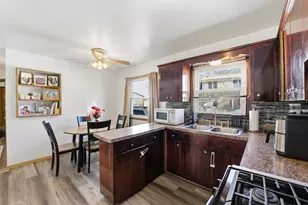 6654 W Constance Ave, Milwaukee, WI 53218 - Photo 10