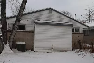 6659 N 52nd St, Milwaukee, WI 53223 - Photo 28