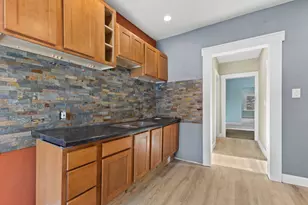 2163 N 38th St, Milwaukee, WI 53208 - Photo 12