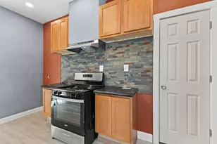 2163 N 38th St, Milwaukee, WI 53208 - Photo 8