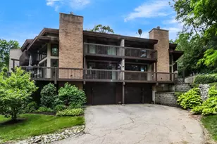 850 Hillside Dr, Fontana, WI 53125 - Photo 1