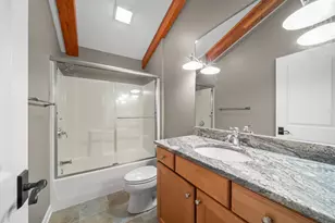 850 Hillside Dr, Fontana, WI 53125 - Photo 48