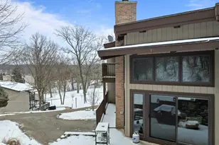 850 Hillside Dr, Fontana, WI 53125 - Photo 66