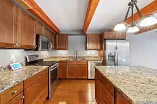 850 Hillside Dr, Fontana, WI 53125 - Photo 16