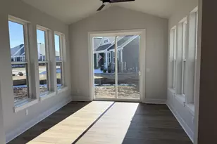 N73W17723 Mineral Dr, Menomonee Falls, WI 53051 - Photo 10