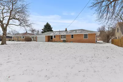 1922 W Mill Rd, Glendale, WI 53209 - Photo 34