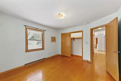 1922 W Mill Rd, Glendale, WI 53209 - Photo 22