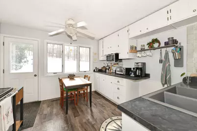 561 W Chestnut St, Burlington, WI 53105 - Photo 18