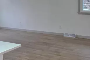 360 Richard St, Waukesha, WI 53189 - Photo 18