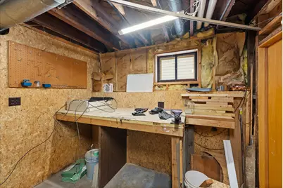 527 N Hartwell Ave, Waukesha, WI 53186 - Photo 42