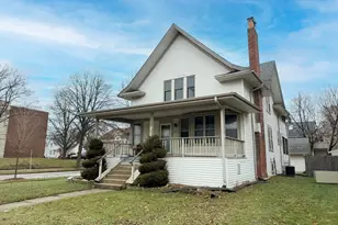 527 N Hartwell Ave, Waukesha, WI 53186 - Photo 1