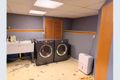 527 N Hartwell Ave, Waukesha, WI 53186 - Photo 40