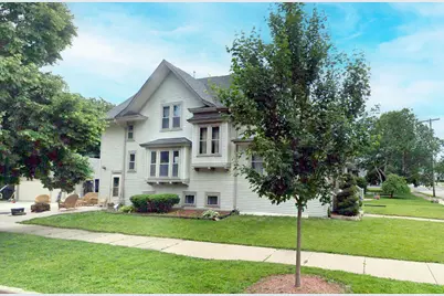 527 N Hartwell Ave, Waukesha, WI 53186 - Photo 46