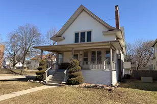 527 N Hartwell Ave, Waukesha, WI 53186 - Photo 1